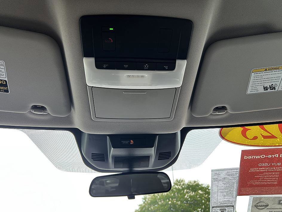 Certified 2023 Nissan Rogue SV FWD image 27