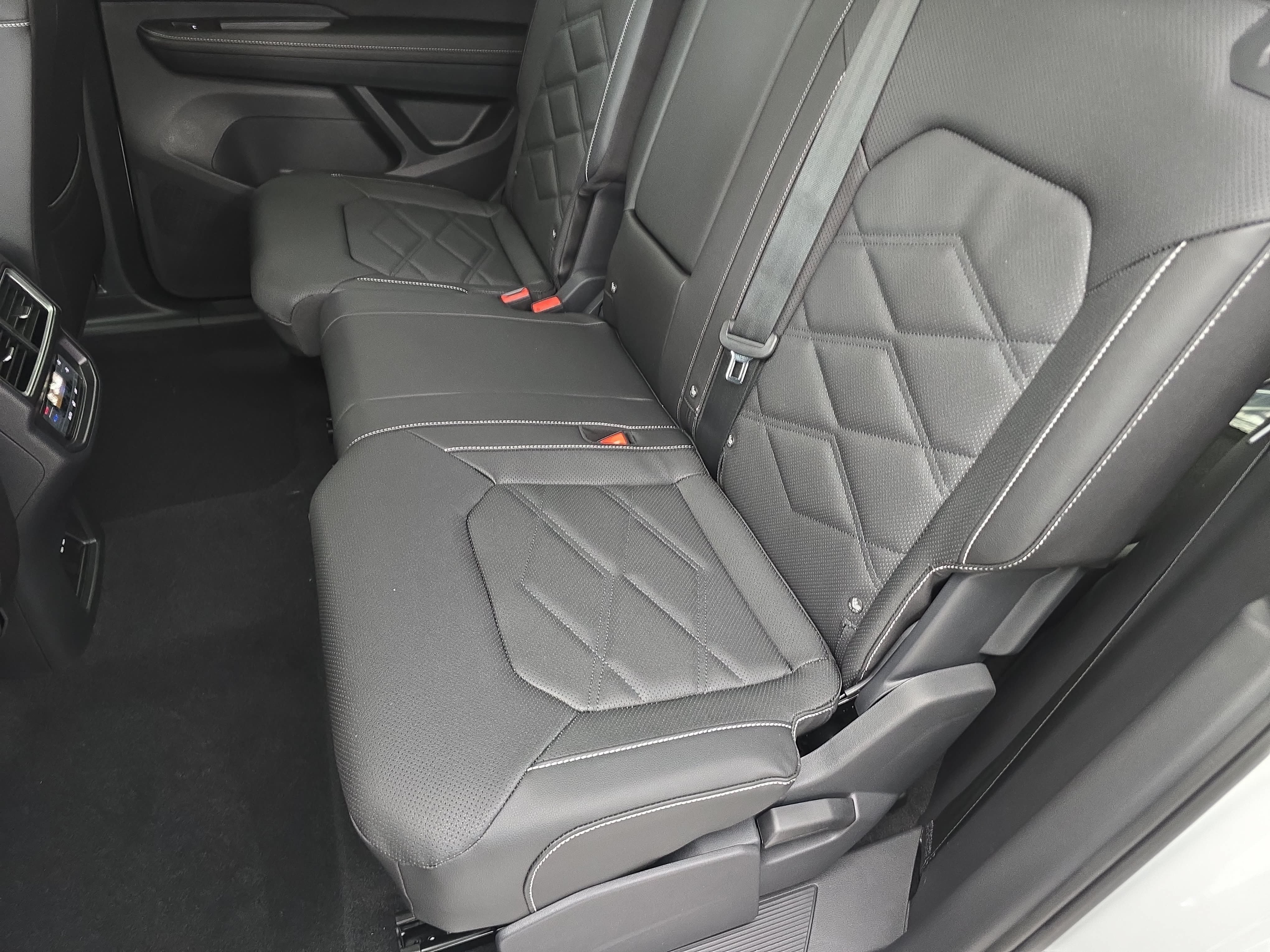 New 2026 Volkswagen Atlas SE AWD/4WD image 15