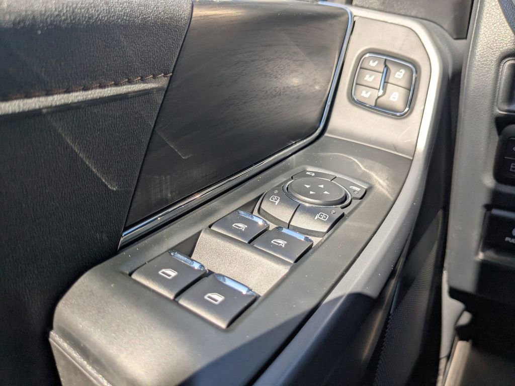 New 2025 Ford F150 Lariat w/ Equipment Group 502A High image 26