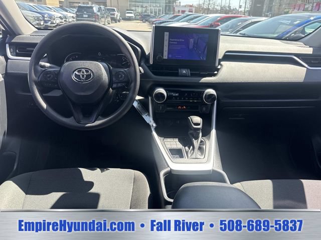 Used 2024 Toyota RAV4 LE AWD/4WD image 14