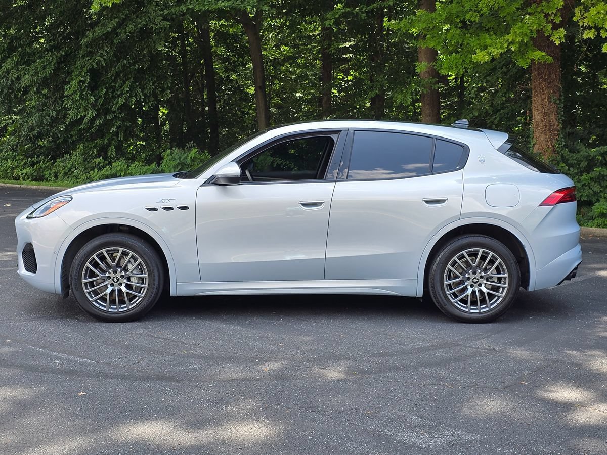 Used 2023 Maserati Grecale GT AWD/4WD image 3
