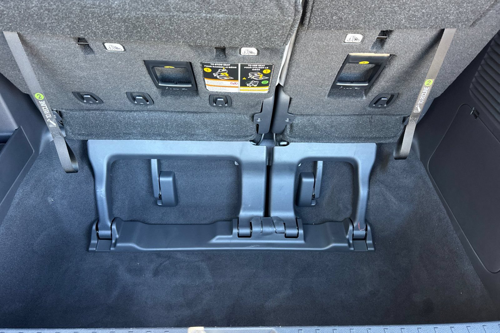Used 2026 Toyota Sienna XLE FWD image 21