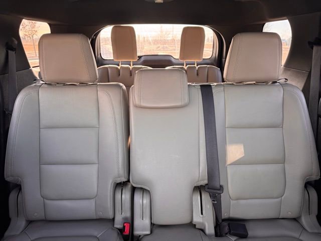 Used 2014 Ford Explorer XLT w/ Equipment Group 202A image 25