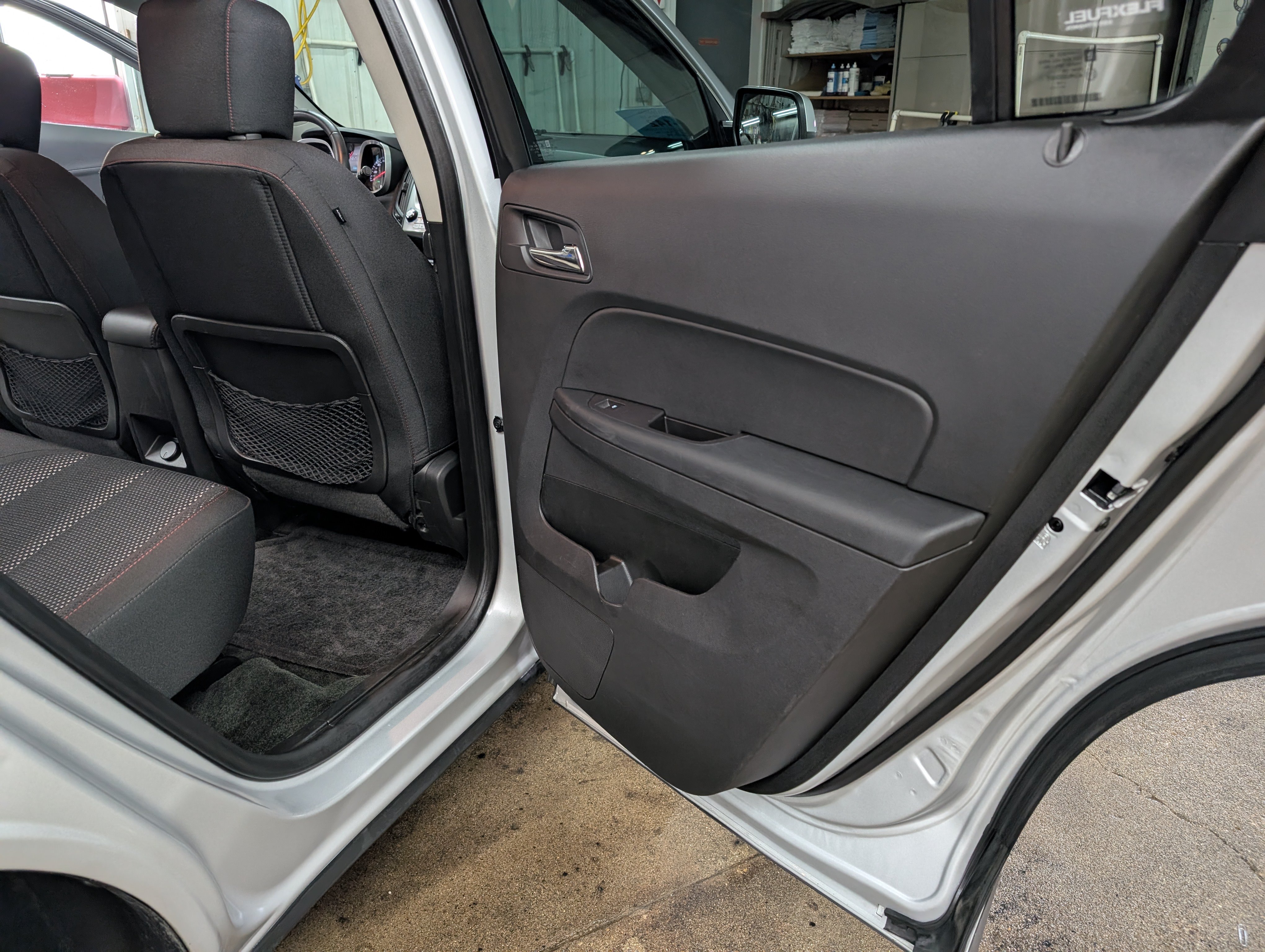 Used 2016 Chevrolet Equinox LT w/ Convenience Package AWD/4WD image 5