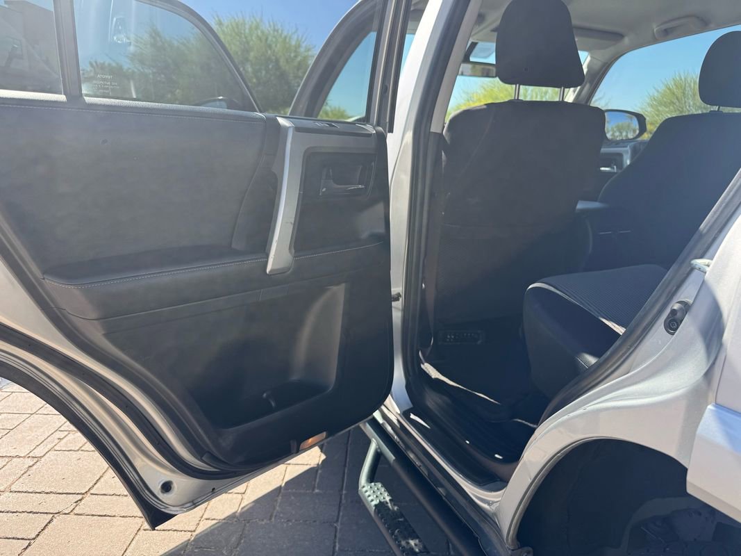 Used 2018 Toyota 4Runner SR5 image 8