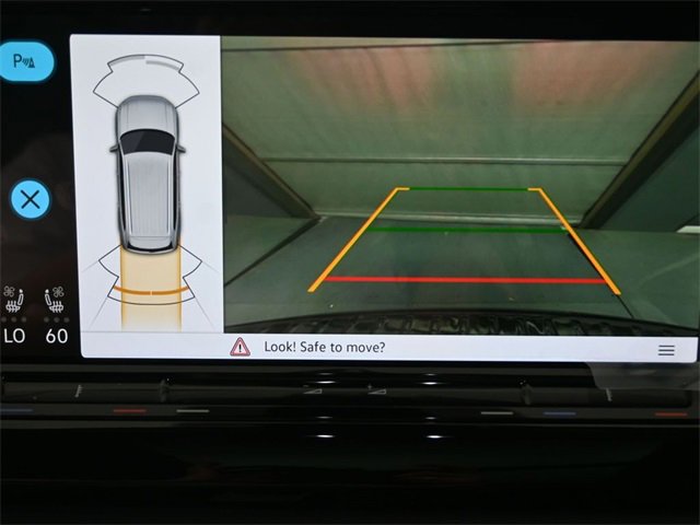 New 2025 Volkswagen Atlas SEL image 32