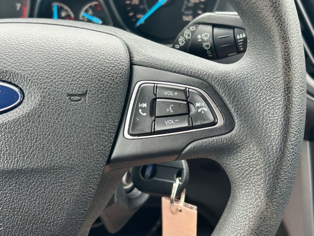 Used 2017 Ford Escape S FWD image 33