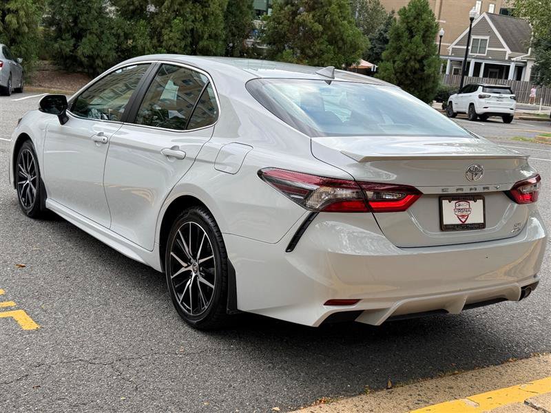 Used 2024 Toyota Camry SE w/ Cold Weather Package AWD/4WD image 11