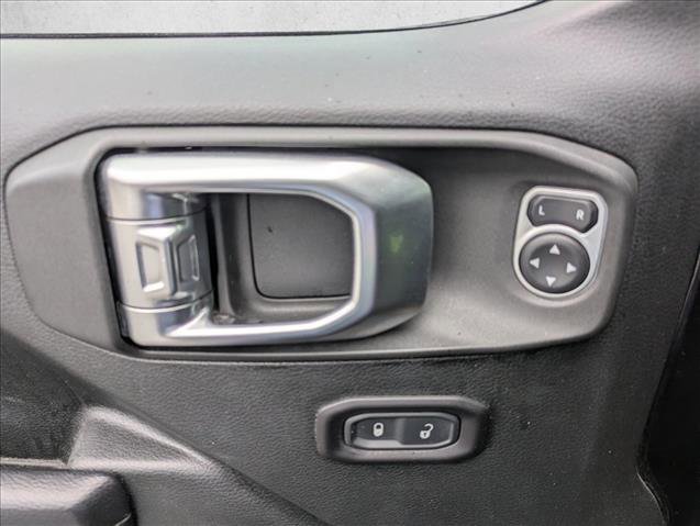 Used 2018 Jeep Wrangler Unlimited Rubicon image 10