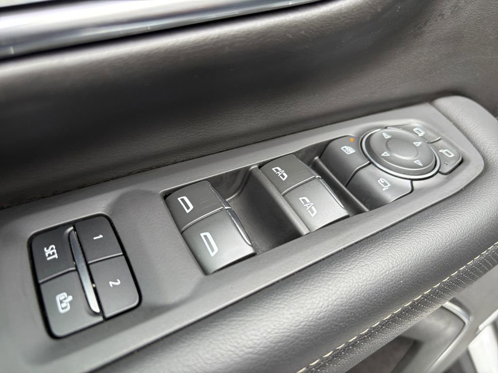 Used 2024 Chevrolet Tahoe Premier image 12