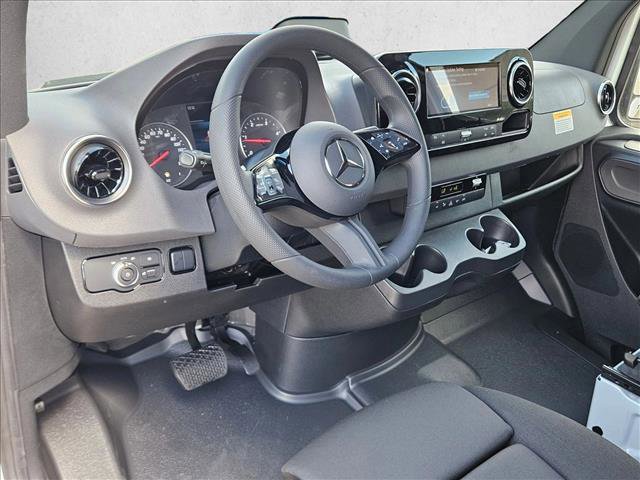 New 2026 Mercedes-Benz Sprinter 2500 image 9