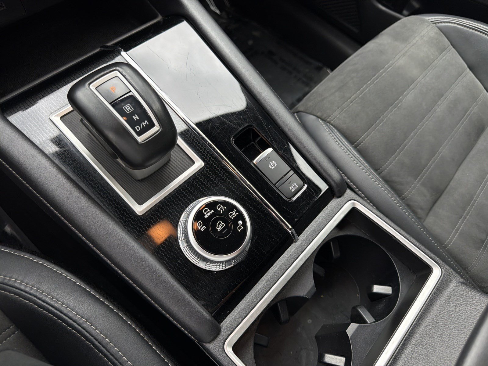 Used 2023 Mitsubishi Outlander SE FWD image 28