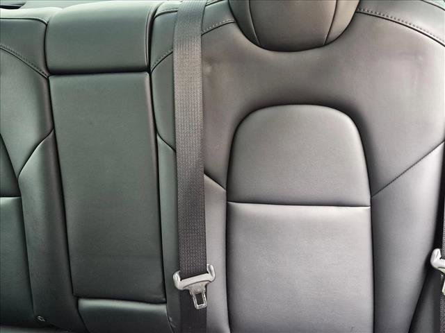 Used 2022 Tesla Model 3 Long Range image 13