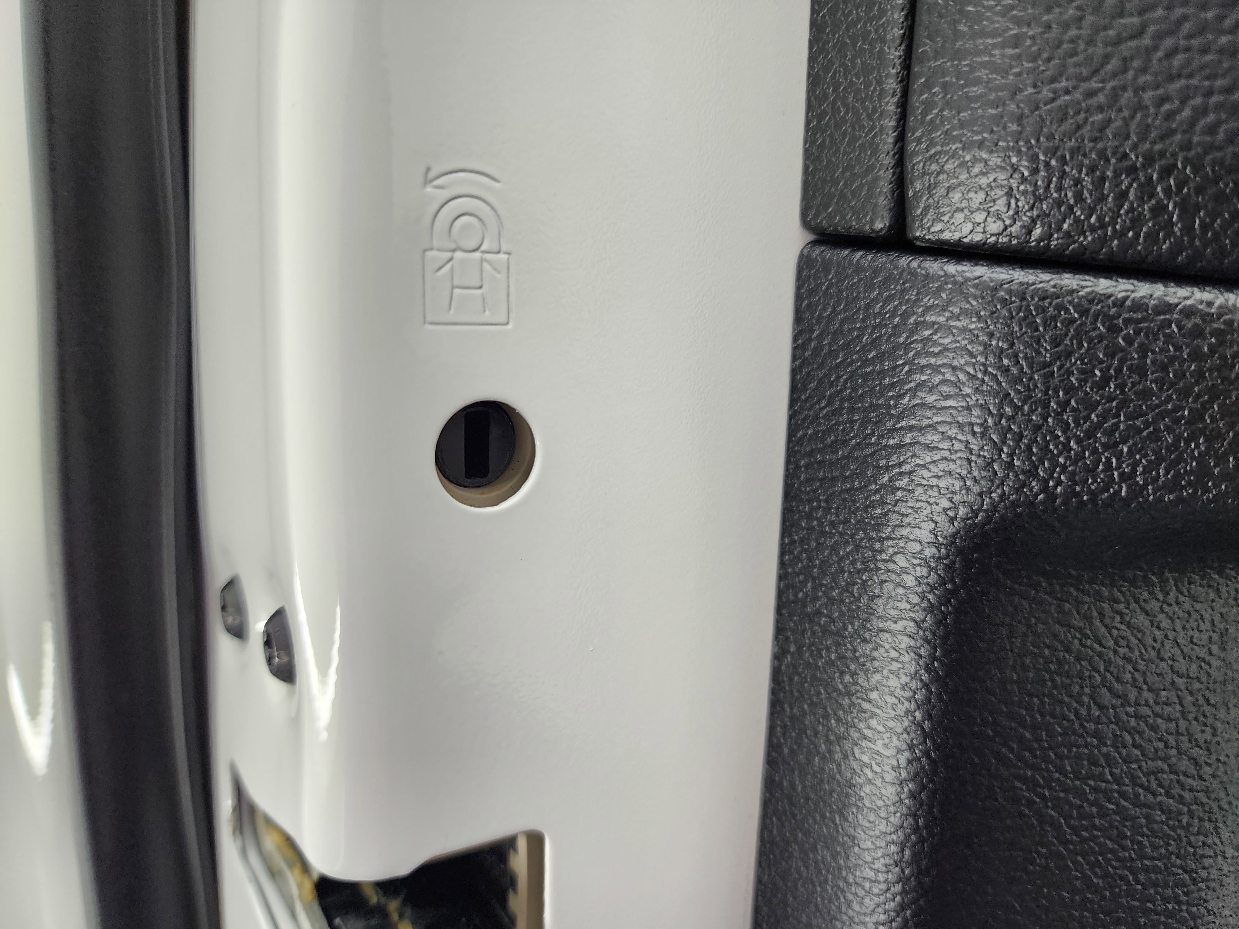 Used 2020 Ford F350 Lariat image 34