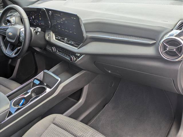 Used 2025 Chevrolet Equinox LT w/ Safety and Technology Package FWD image 19