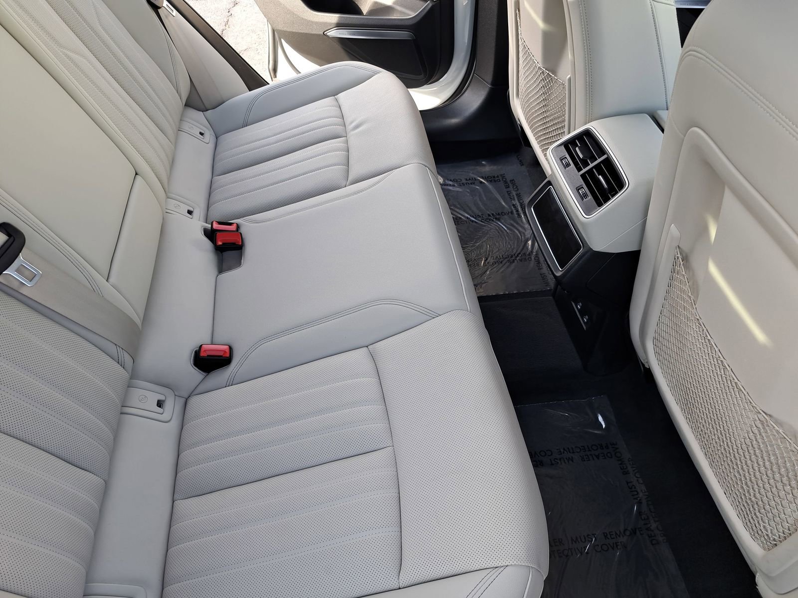 Certified 2024 Audi Q8 e-tron Premium Plus w/ Premium Plus Package AWD/4WD image 11