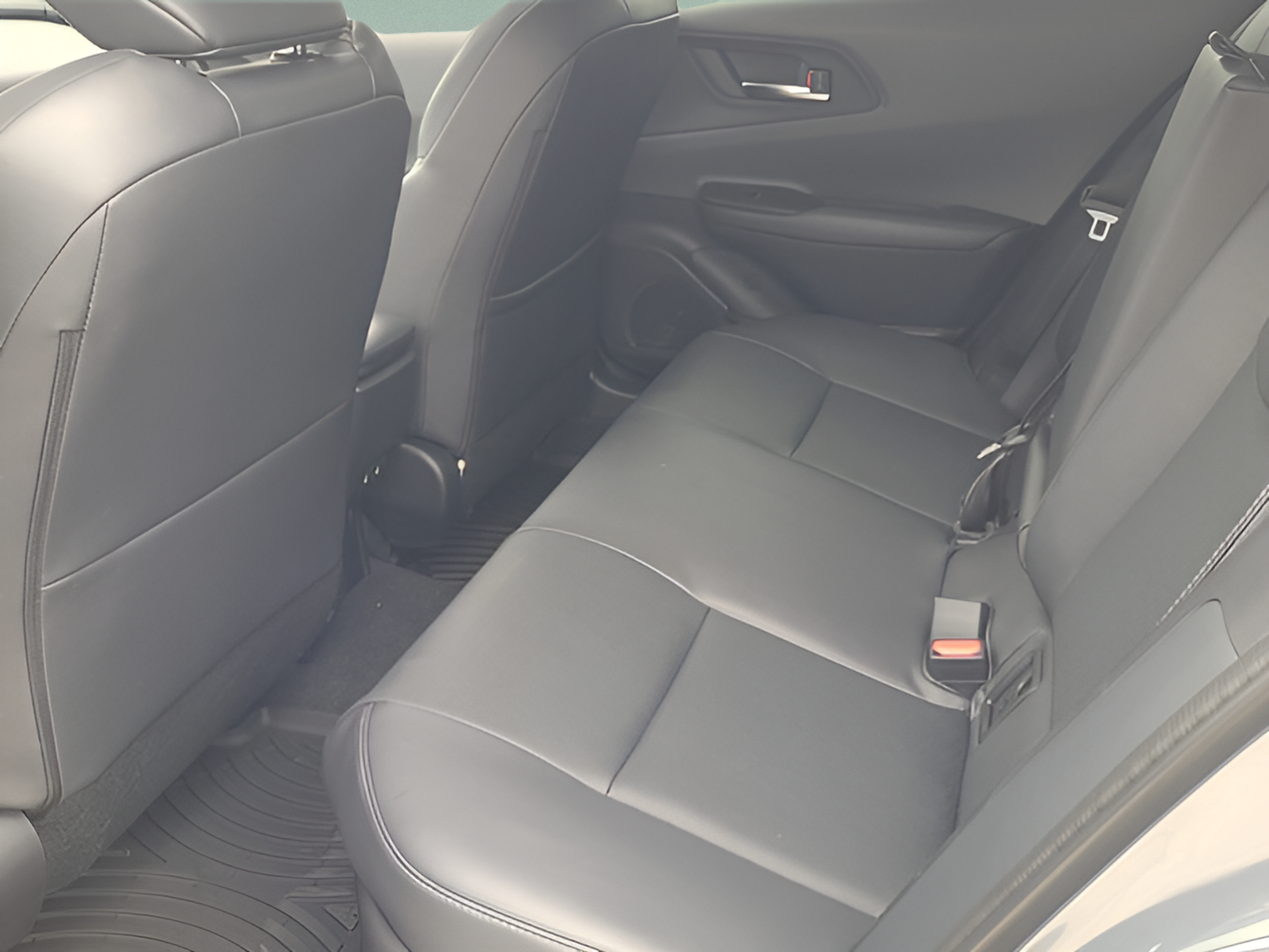 New 2026 Toyota Prius Limited FWD image 30
