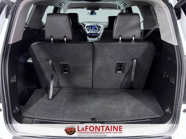 Used 2023 GMC Acadia SLT image 44
