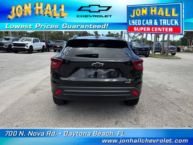 Used 2024 Chevrolet Trax RS w/ Sunroof Package FWD image 8