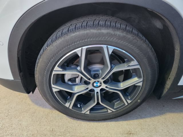 Used 2021 BMW X1 xDrive28i w/ Premium Package AWD/4WD image 8