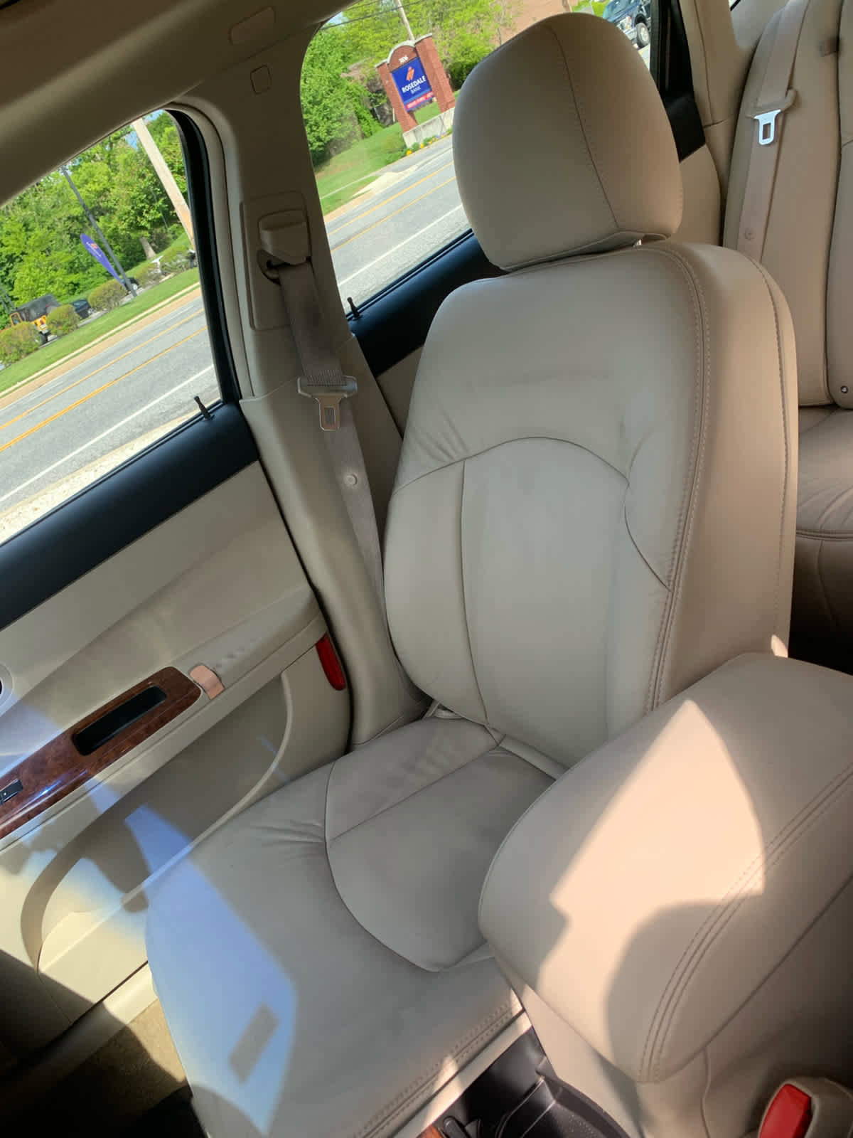 Used 2005 Buick LaCrosse CXS w/ Gold Convenience Package FWD image 20