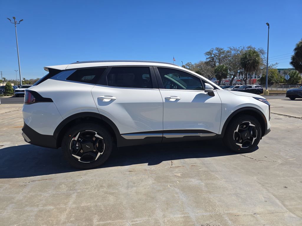 New 2026 Kia Sportage EX image 9