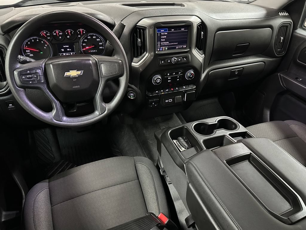 Used 2025 Chevrolet Silverado 1500 Custom Trail Boss AWD/4WD image 13
