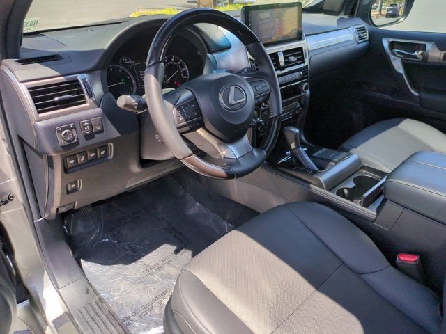 Used 2022 Lexus GX 460 Premium w/ Premium Package AWD/4WD image 13