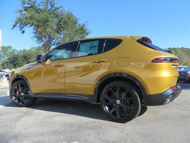 Used 2024 Dodge Hornet R/T Plus image 6