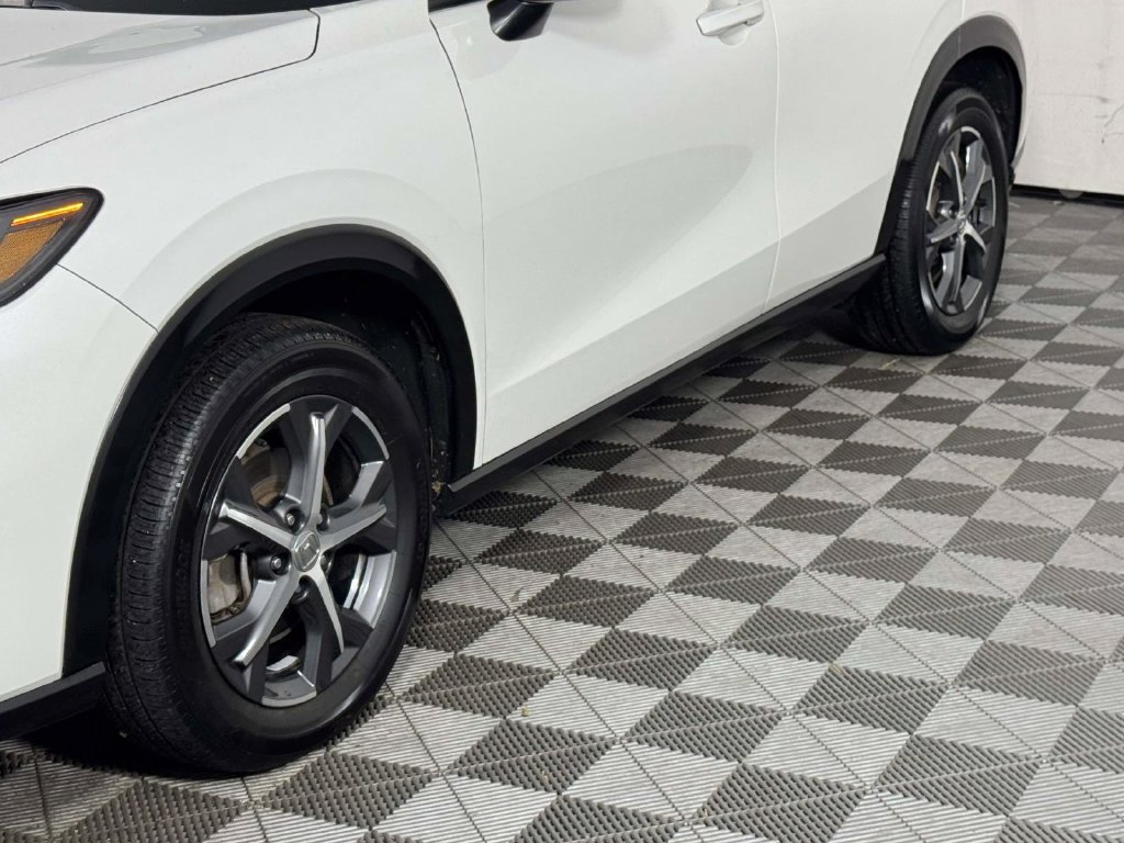 Used 2024 Honda HR-V EX-L image 13