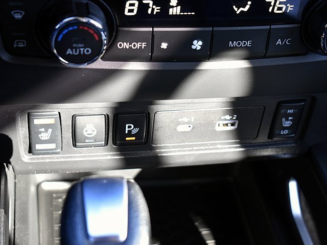 Used 2023 Nissan Frontier SV w/ Technology Package image 36