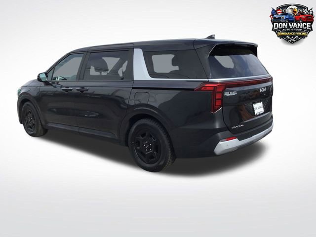 Used 2025 Kia Carnival image 3