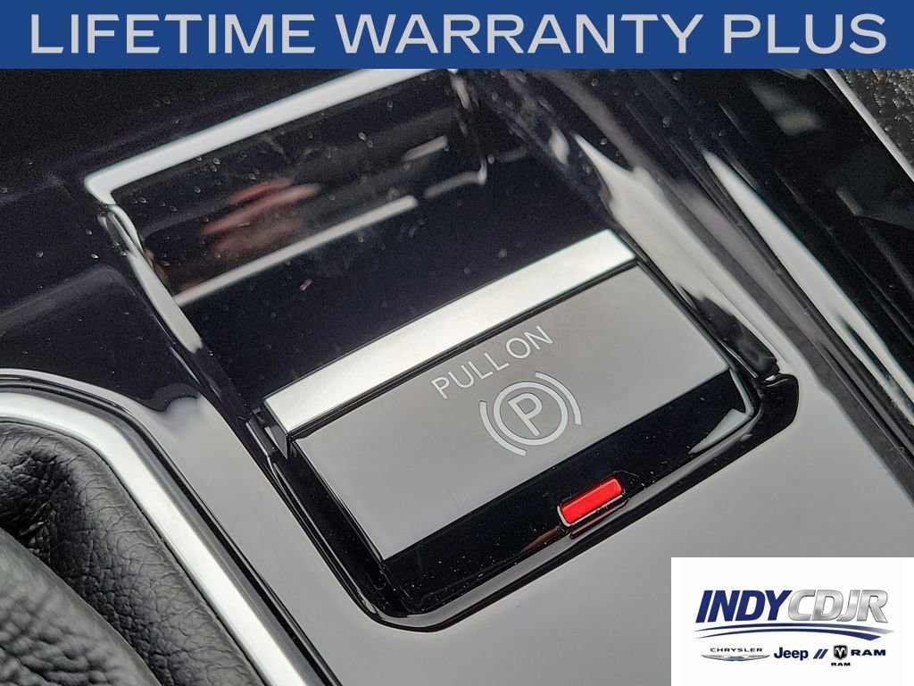 New 2026 Jeep Compass Latitude AWD/4WD image 32