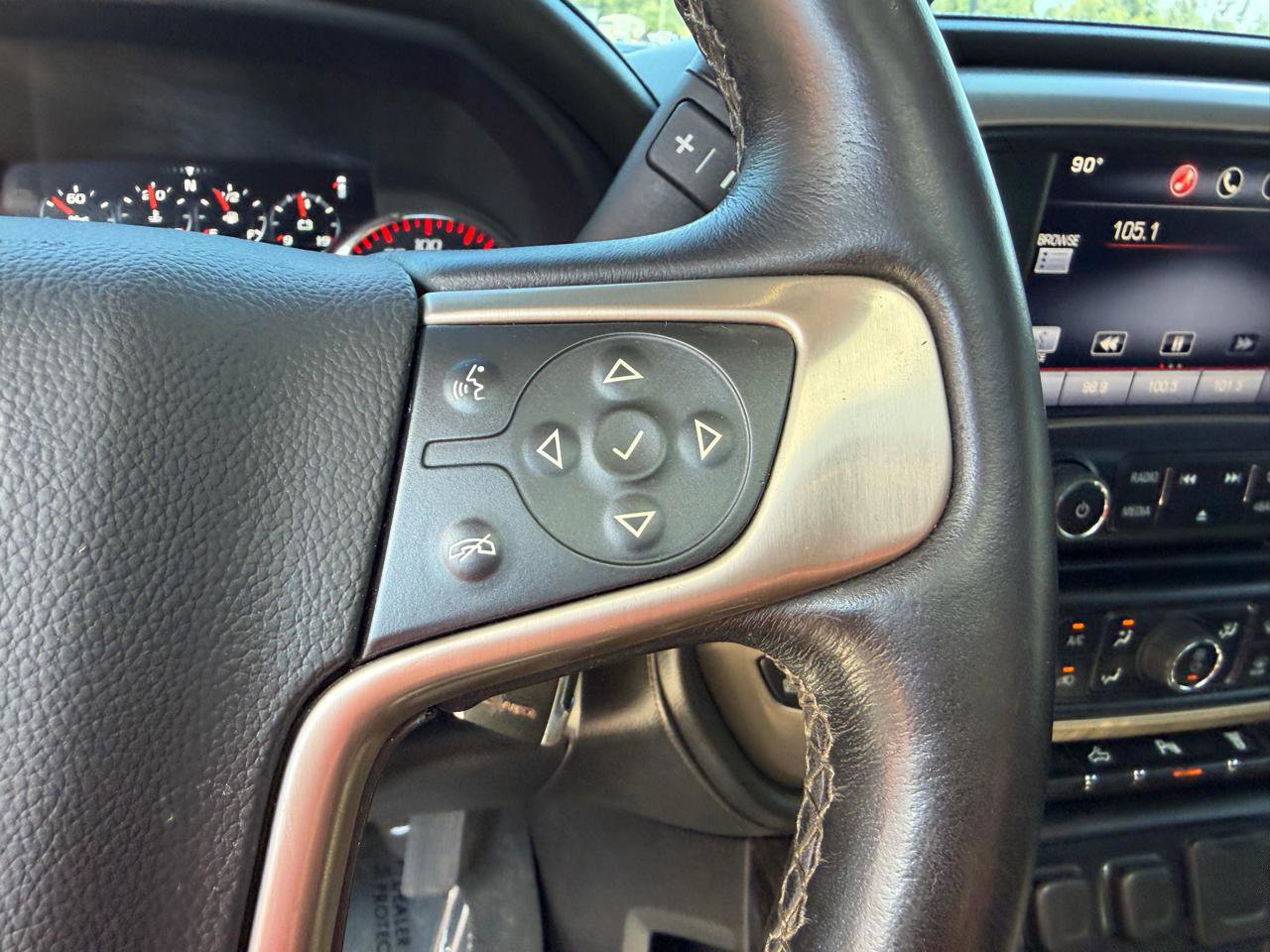 Used 2015 GMC Sierra 2500 Denali AWD/4WD image 28