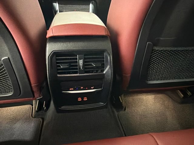 Certified 2023 BMW 330e xDrive w/ Premium Package AWD/4WD image 24