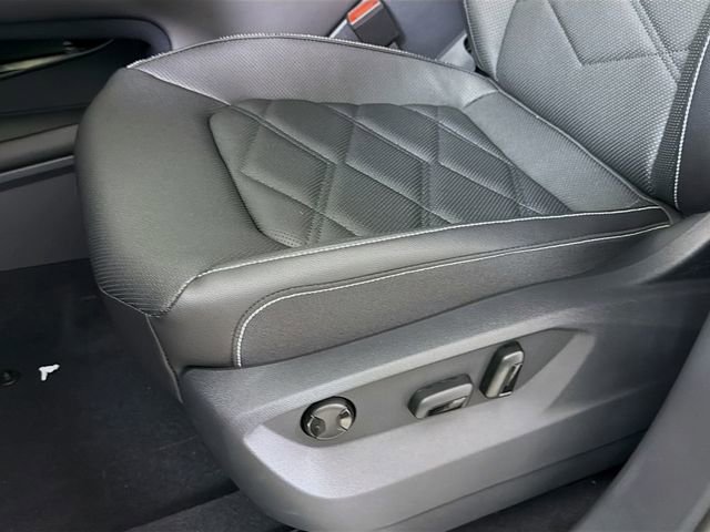 New 2026 Volkswagen Atlas SE FWD image 22