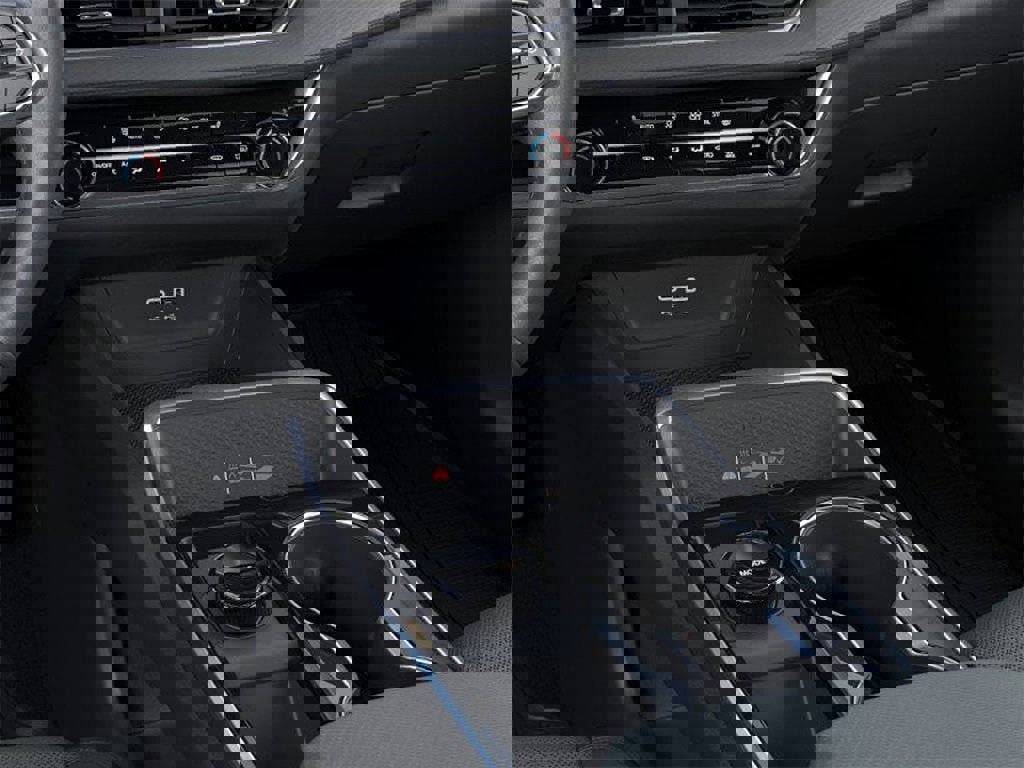 New 2026 Chevrolet Equinox LT w/ Convenience Package II image 24