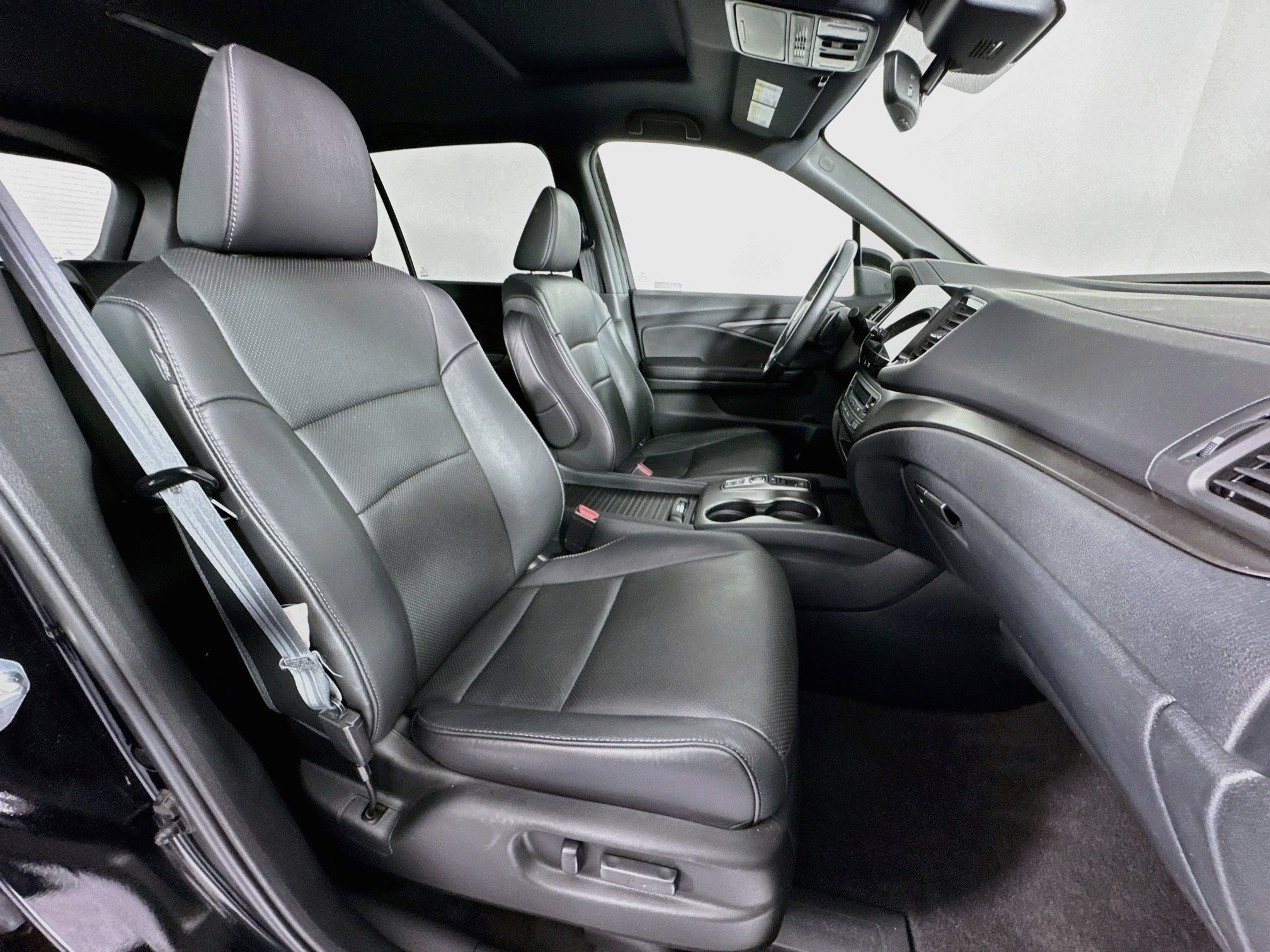 Certified 2023 Honda Passport EX-L image 28