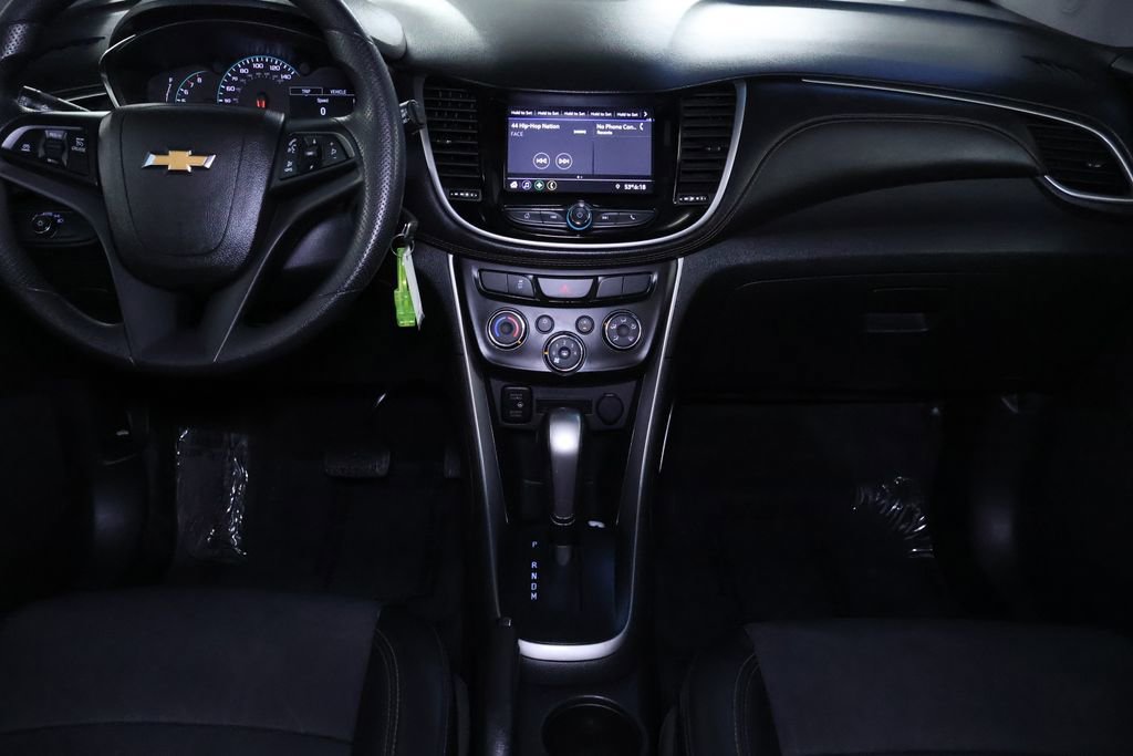 Used 2021 Chevrolet Trax LT image 14