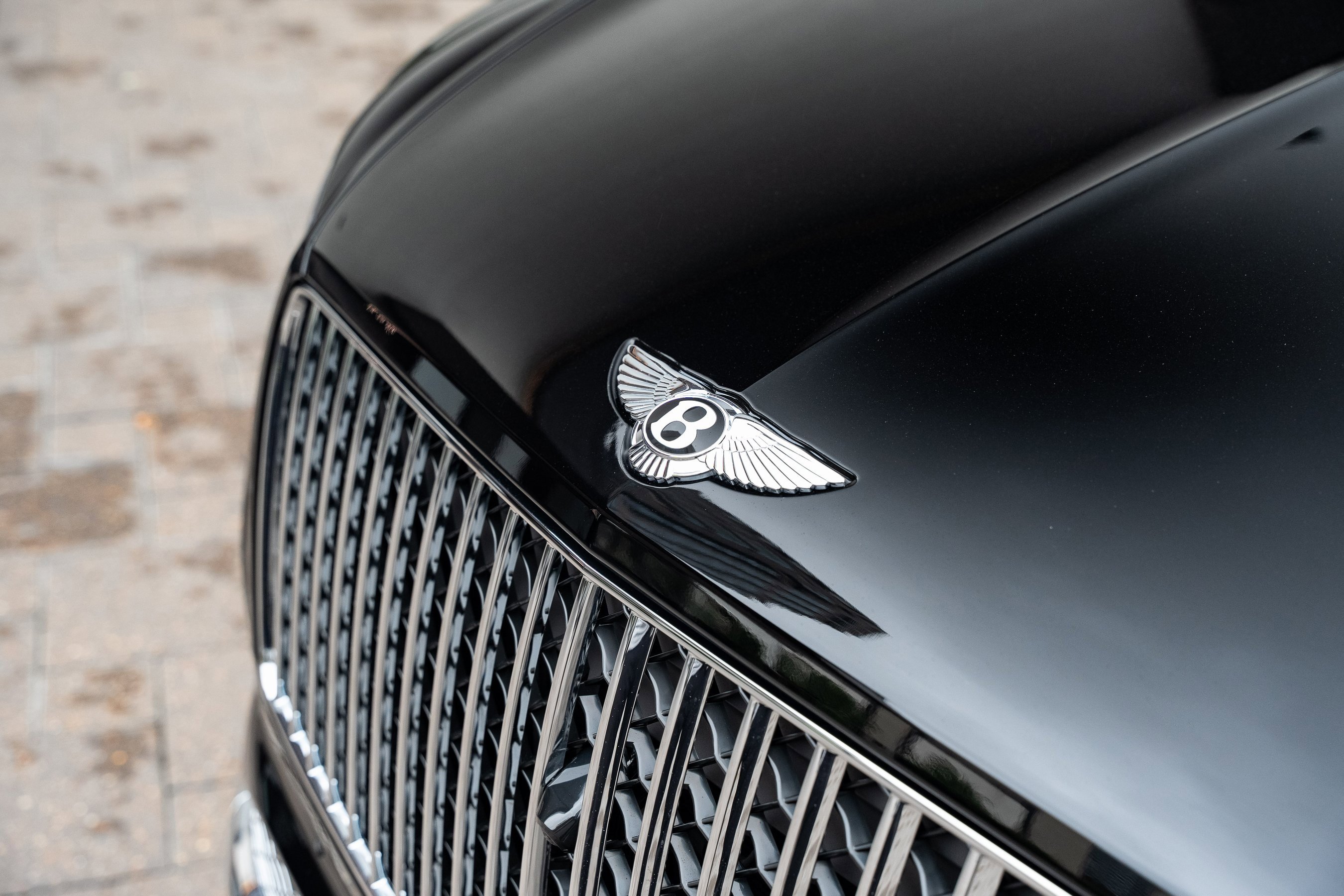 Used 2024 Bentley Bentayga Extended Wheelbase image 8