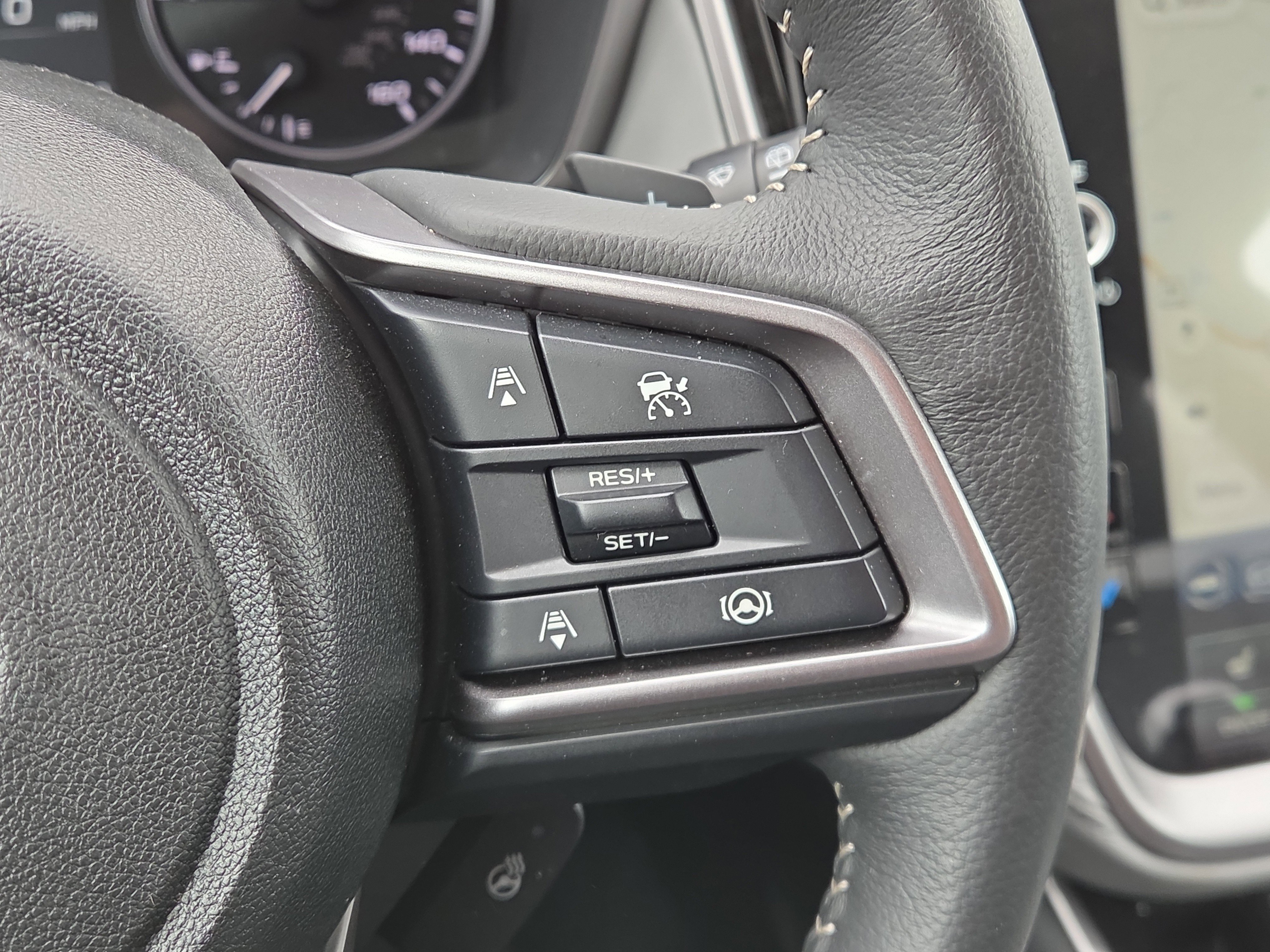 Certified 2025 Subaru Outback Limited XT image 21