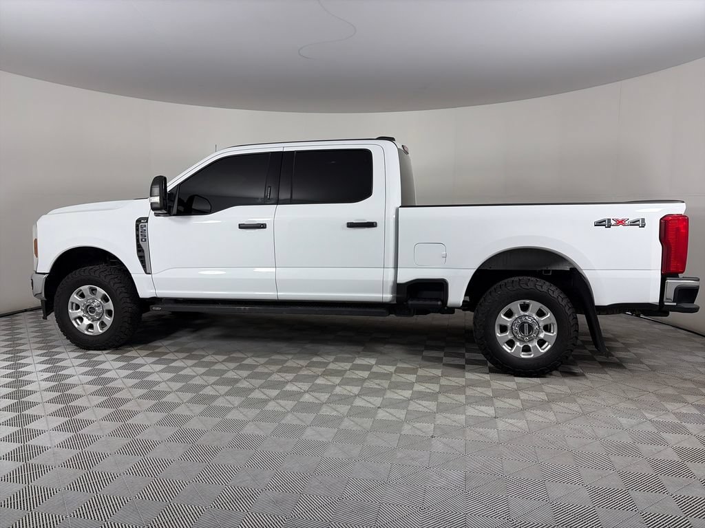Used 2024 Ford F250 XLT AWD/4WD image 4