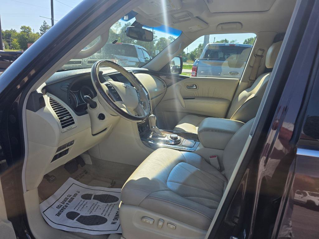 Used 2012 INFINITI QX56 4WD w/ Deluxe Touring Pkg image 5
