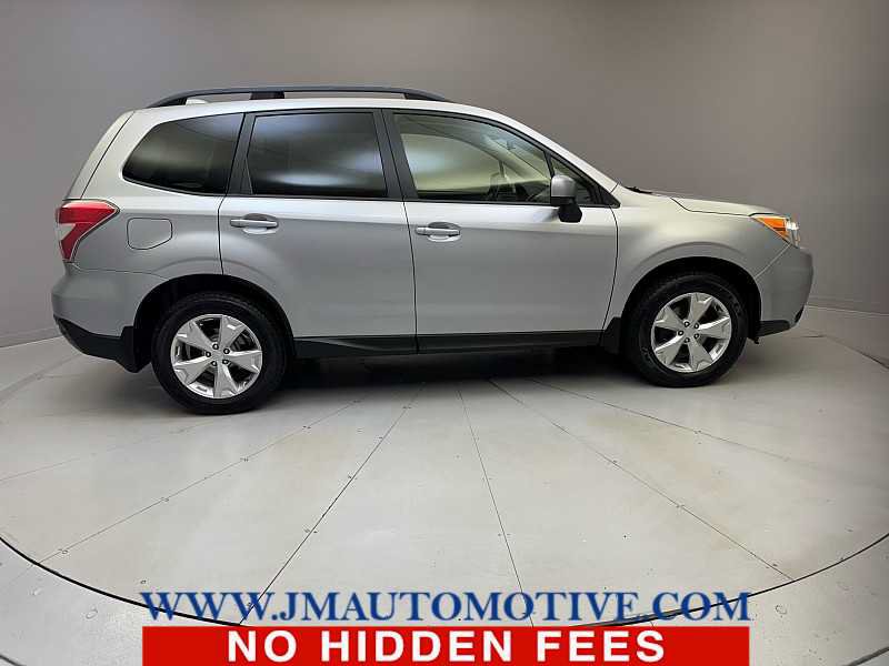 Used 2016 Subaru Forester 2.5i Premium AWD/4WD image 6