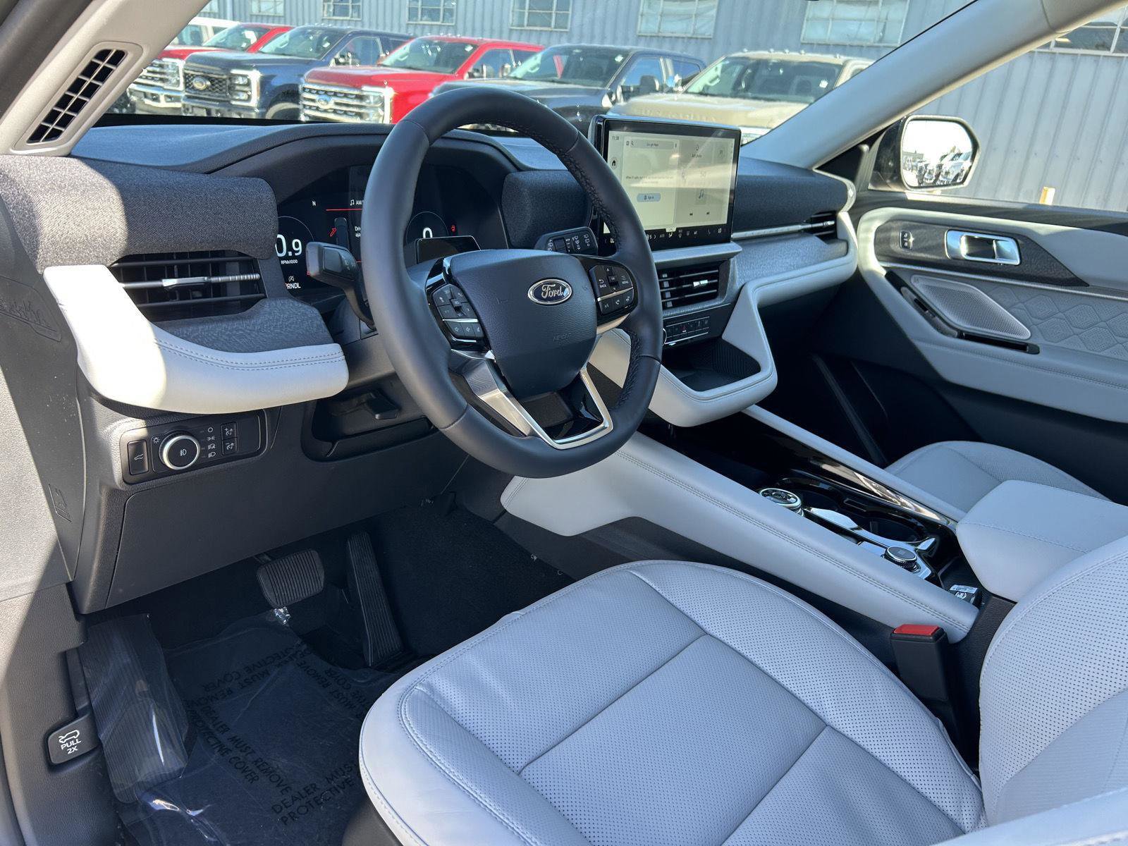 New 2026 Ford Explorer Platinum w/ LUX Leather Package image 19