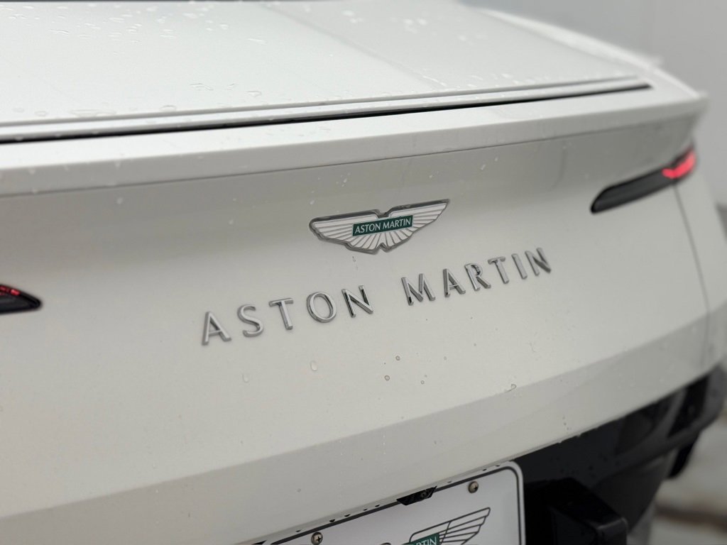 Used 2025 Aston Martin DB12 image 10