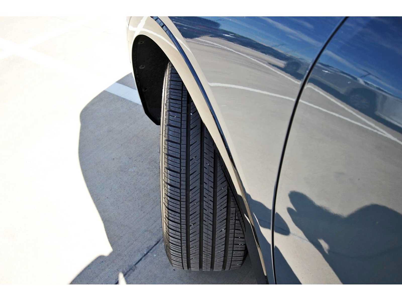 Used 2024 Buick Envista Sport Touring w/ Convenience I Package FWD image 28