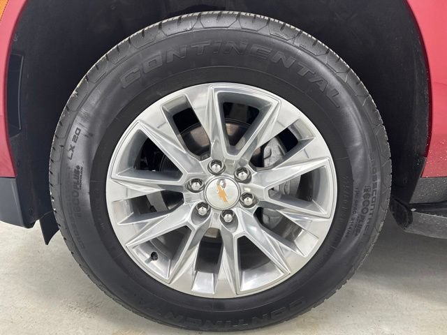 New 2026 Chevrolet Suburban Premier w/ Sun And Tow Package AWD/4WD image 43