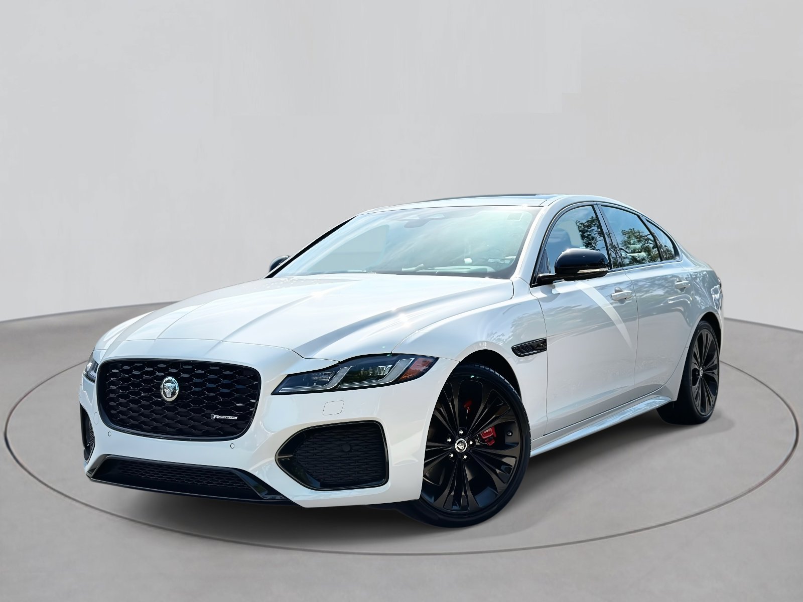 New 2024 Jaguar XF R-Dynamic SE image 1