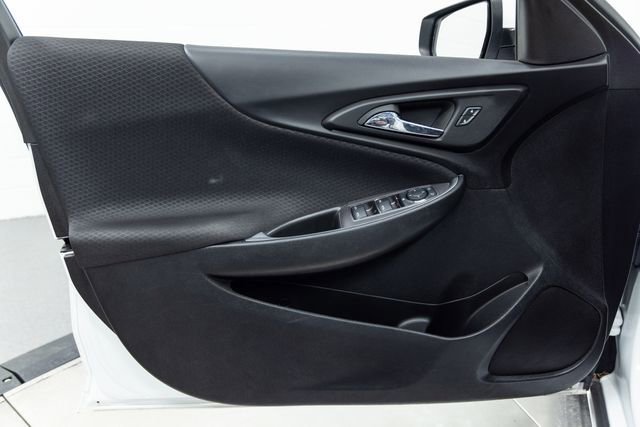 Used 2024 Chevrolet Malibu LT image 11